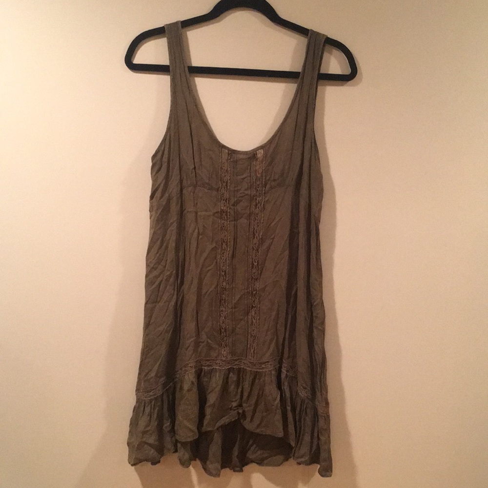 Green shift dress